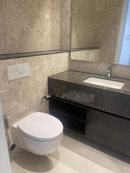 Kediaman Servis untuk Dijual di Regent Suites @ Pavilion Damansara Heights - Jovie Lim - Bathroom - PropertyGuru.com.my
