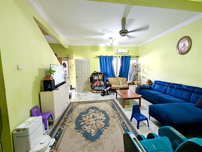 Rumah Teres 2-Tingkat untuk Dijual di Usj 14 (Subang Jaya) - NORFADILAH ZAINUDDIN - Living Room - PropertyGuru.com.my