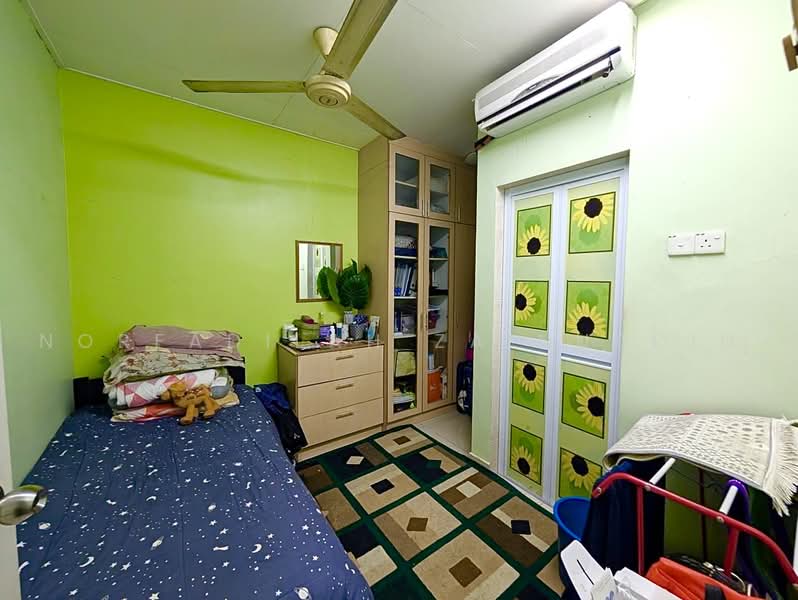 Rumah Teres 2-Tingkat untuk Dijual di Usj 14 (Subang Jaya) - NORFADILAH ZAINUDDIN - Bedroom - PropertyGuru.com.my