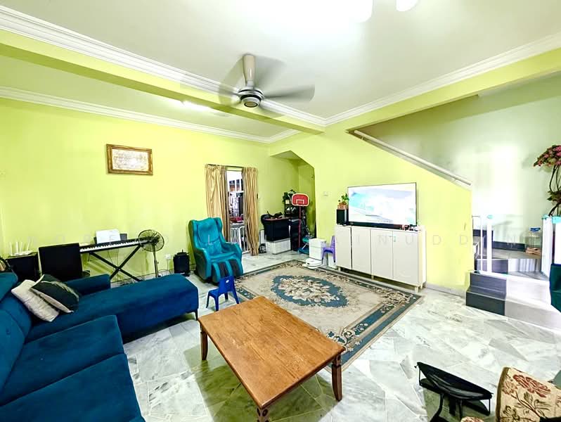 Rumah Teres 2-Tingkat untuk Dijual di Usj 14 (Subang Jaya) - NORFADILAH ZAINUDDIN - Living Room - PropertyGuru.com.my