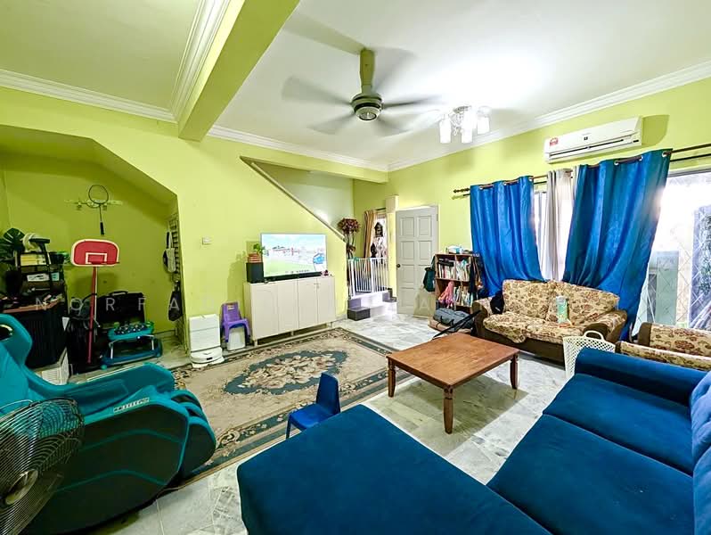 Rumah Teres 2-Tingkat untuk Dijual di Usj 14 (Subang Jaya) - NORFADILAH ZAINUDDIN - Living Room - PropertyGuru.com.my
