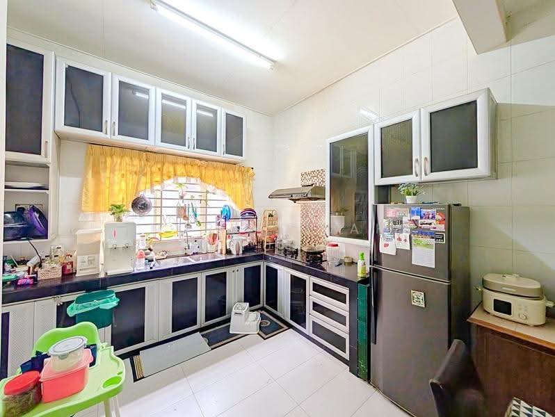 Rumah Teres 2-Tingkat untuk Dijual di Usj 14 (Subang Jaya) - NORFADILAH ZAINUDDIN - Kitchen - PropertyGuru.com.my