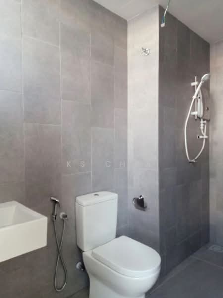 Kediaman Servis untuk Dijual di M Vertica - KS Chia - Bathroom - PropertyGuru.com.my