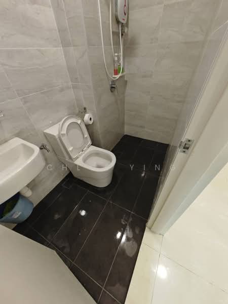 Condominium for Sale at SKS Pavillion Residences - Chloe Ying - Bathroom - PropertyGuru.com.my