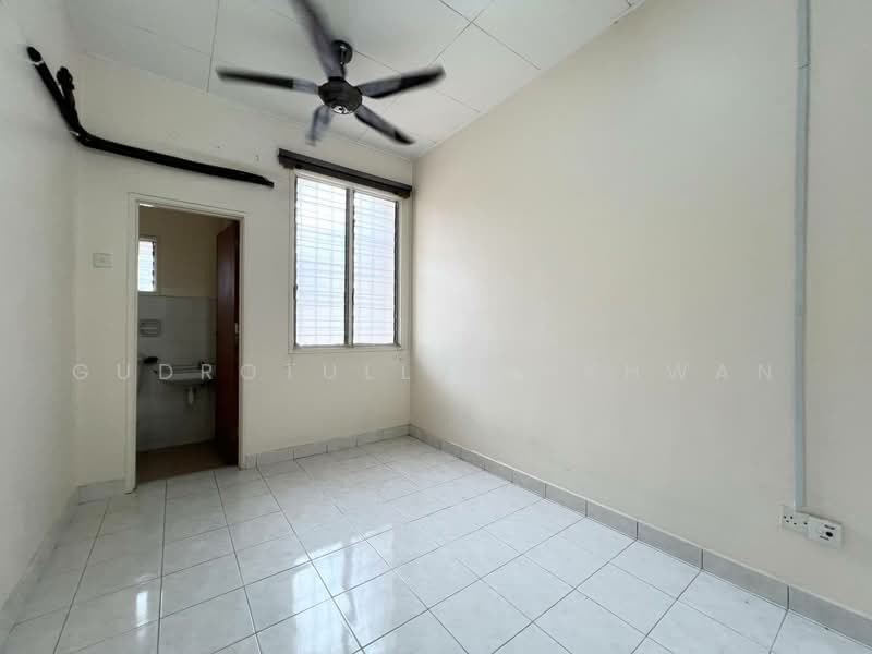 Rumah Teres 2-Tingkat untuk Dijual di Taman Putra Prima (Puchong) - Gudrotullah Ikhwan - Interior - PropertyGuru.com.my