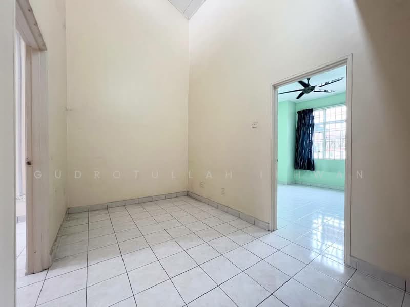 Rumah Teres 2-Tingkat untuk Dijual di Taman Putra Prima (Puchong) - Gudrotullah Ikhwan - Interior - PropertyGuru.com.my