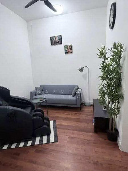 2-storey Terraced House for Rent in Sungai Buloh (Selangor) - Nazmico Chong - Living Room - PropertyGuru.com.my