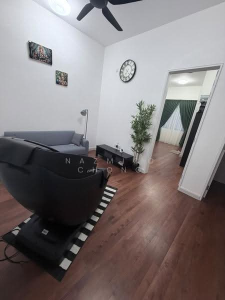 2-storey Terraced House for Rent in Sungai Buloh (Selangor) - Nazmico Chong - Living Room - PropertyGuru.com.my