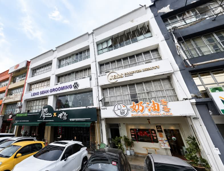 Shop for Sale in Pusat Bandar Puchong (Puchong) - Kingsley Chai - Exterior - PropertyGuru.com.my