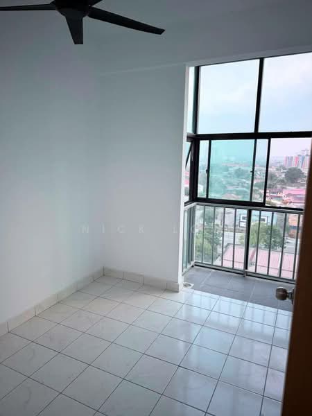 Pangsapuri untuk Disewa di PR1MA @ LARKIN INDAH - Nick Low - Balcony - PropertyGuru.com.my