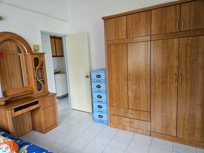 Pangsapuri untuk Disewa di Taman Jelutong - Danny Lim - Bedroom - PropertyGuru.com.my