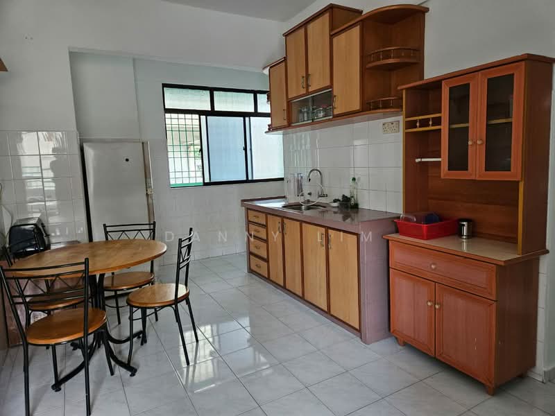 Pangsapuri untuk Disewa di Taman Jelutong - Danny Lim - Kitchen - PropertyGuru.com.my