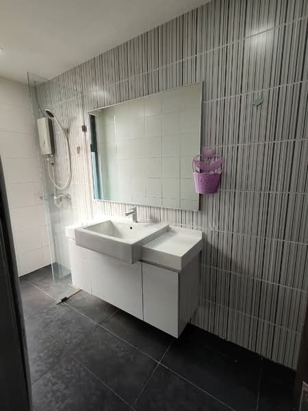 Service Residence for Rent at V@SUMMERPLACE - Nick Low - Bathroom - PropertyGuru.com.my