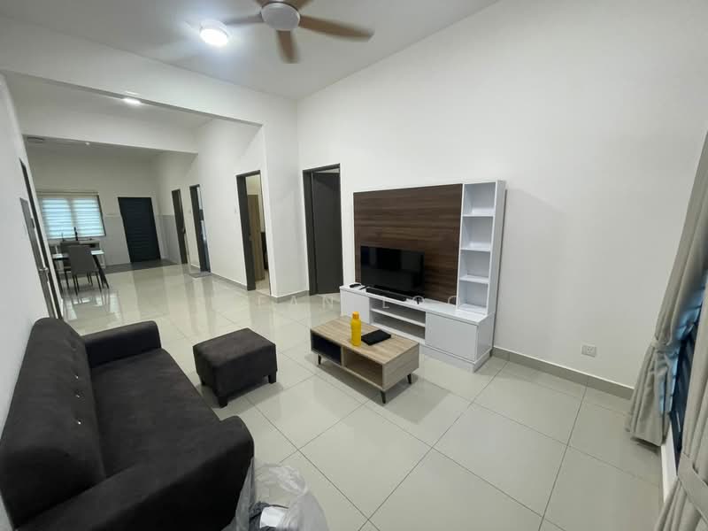 Townhouse for Rent in Bandar Sungai Long (Selangor) - Sean Loo - Living Room - PropertyGuru.com.my