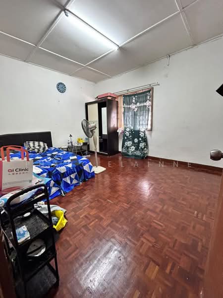Rumah Teres 2-Tingkat untuk Dijual di Taman Pelangi (Johor Bahru) - Phang Elainne - Bedroom - PropertyGuru.com.my