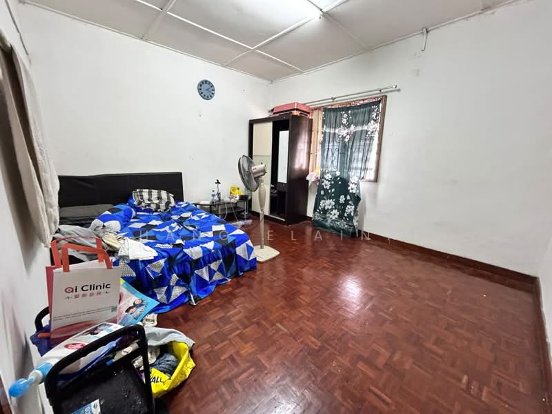 Rumah Teres 2-Tingkat untuk Dijual di Taman Pelangi (Johor Bahru) - Phang Elainne - PropertyGuru.com.my
