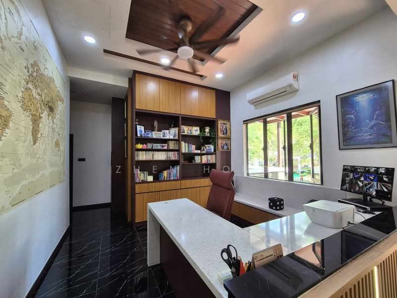 Bungalow House for Sale in Gelugor (Penang) - Zhen Hong - Study - PropertyGuru.com.my