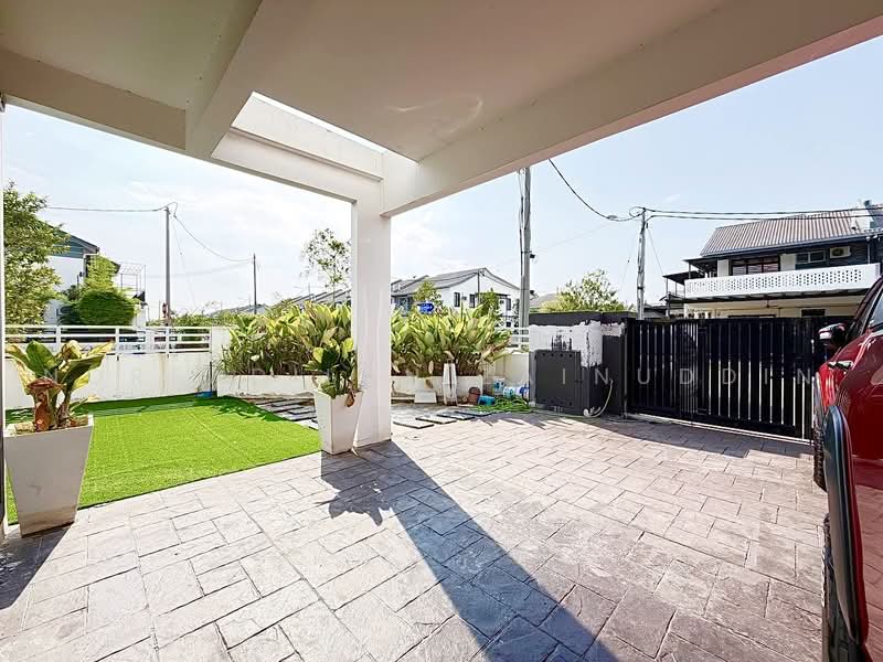 2-storey Terraced House for Sale in Puncak Alam (Selangor) - NORFADILAH ZAINUDDIN - Exterior - PropertyGuru.com.my