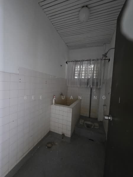 Terraced House for Sale in Taman Sekamat (Kajang) - Bee Luan Ng - Bathroom - PropertyGuru.com.my