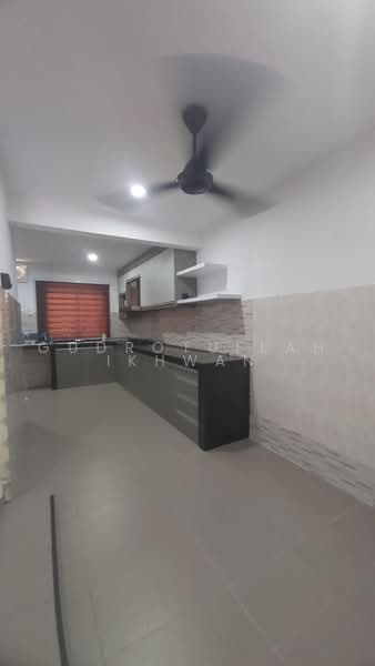 Rumah Teres 2-Tingkat untuk Dijual di Seksyen 8 (Bangi) - Gudrotullah Ikhwan - Kitchen - PropertyGuru.com.my