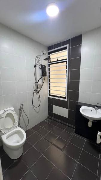 Apartment for Rent at Austin Regency (Pangsapuri Austin Perdana) - Chloe Ying - Bathroom - PropertyGuru.com.my