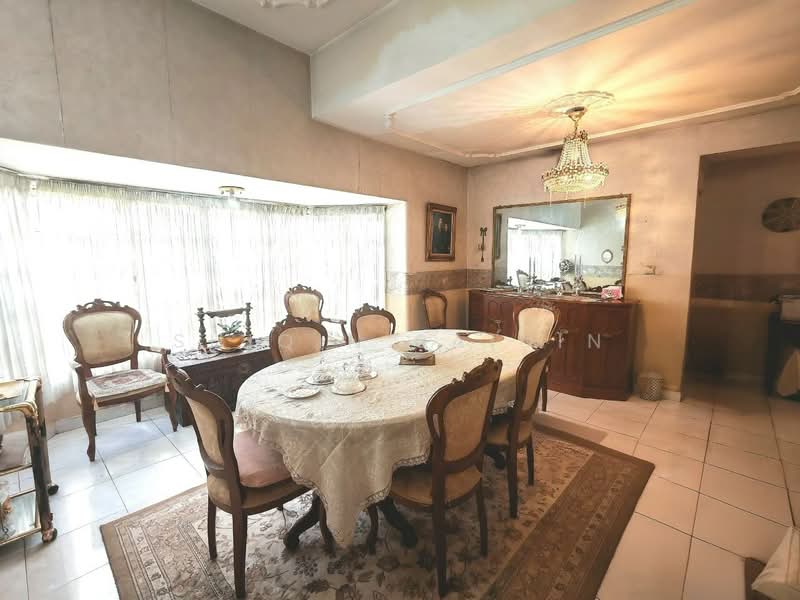 Bungalow House for Sale in Seksyen 16 (Petaling Jaya) - Shiqin Saidin - Dining Room - PropertyGuru.com.my