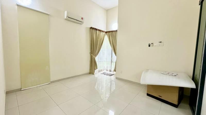 Bungalow House for Sale in Anjung Melati (Gombak) - Ahmad Muslim - Living Room - PropertyGuru.com.my