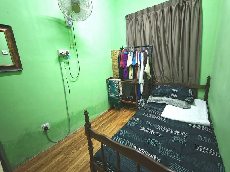 2-storey Terraced House for Sale in Puncak Alam (Selangor) - Shiqin Saidin - Bedroom - PropertyGuru.com.my