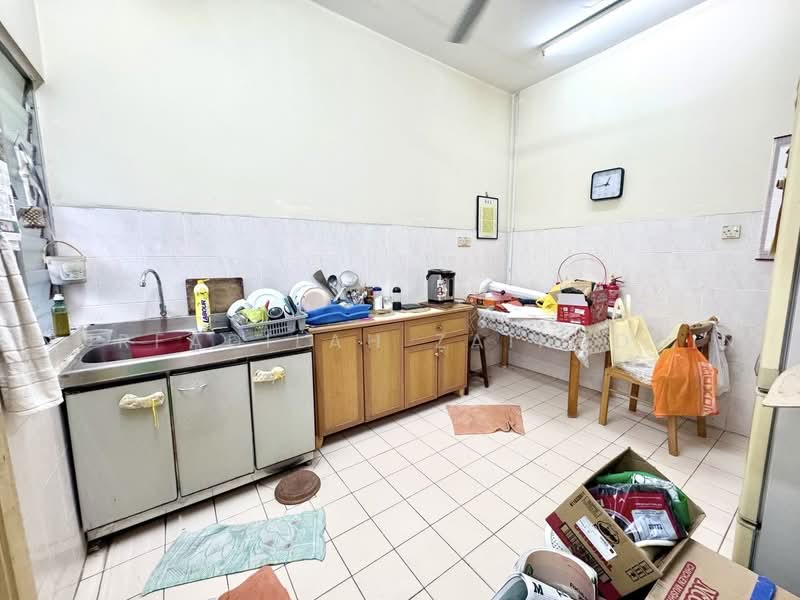 2-storey Terraced House for Sale in Bukit Rimau (Shah Alam) - NORFADILAH ZAINUDDIN - Kitchen - PropertyGuru.com.my