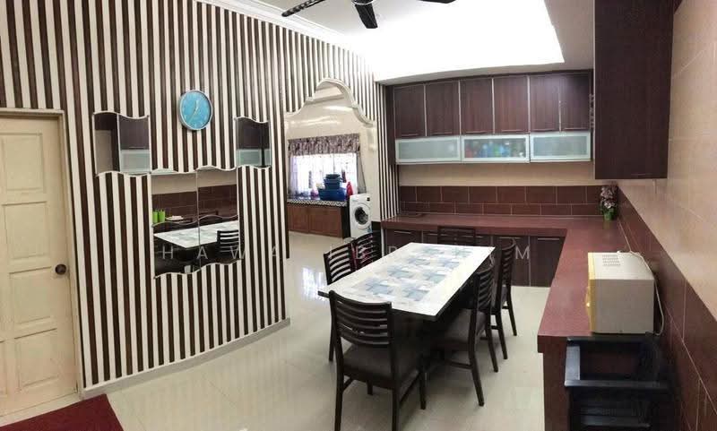 Rumah Berkembar untuk Dijual di Taman Taming Maju (Cheras) - Hawa Ibrahim - Kitchen - PropertyGuru.com.my