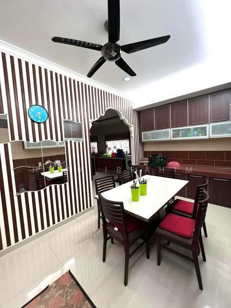 Rumah Berkembar untuk Dijual di Taman Taming Maju (Cheras) - Hawa Ibrahim - Kitchen - PropertyGuru.com.my