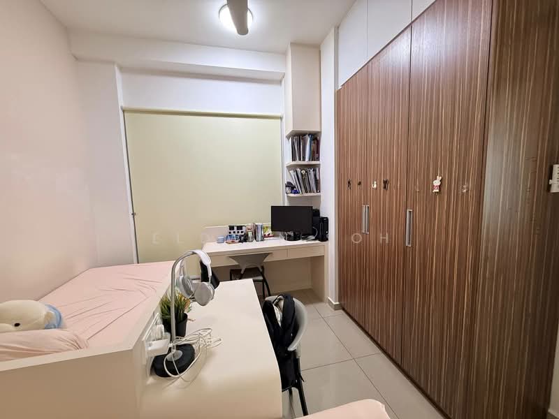 Service Residence for Sale at Seasons Amara Larkin - Eldwin Soh - Bedroom - PropertyGuru.com.my