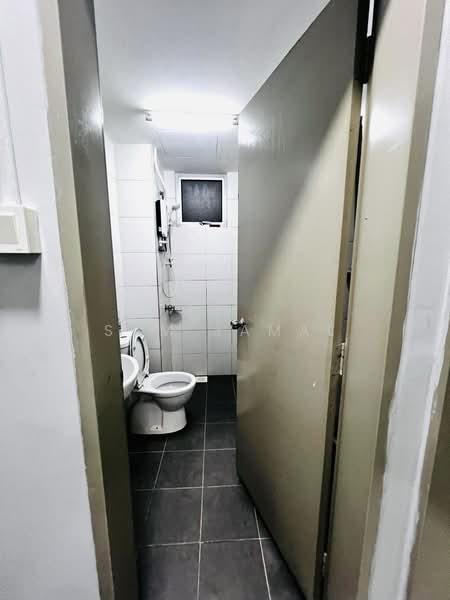 Kondominium untuk Disewa di Residensi Platinum Teratai - Sam Jamal - Bathroom - PropertyGuru.com.my