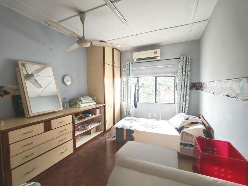 Bungalow House for Sale in SS1 (Petaling Jaya) - Shiqin Saidin - Bedroom - PropertyGuru.com.my