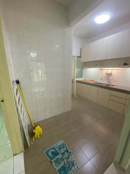 Rumah Teres 2-Tingkat untuk Dijual di Bandar Puchong Utama (Puchong) - Kelvin . - Kitchen - PropertyGuru.com.my