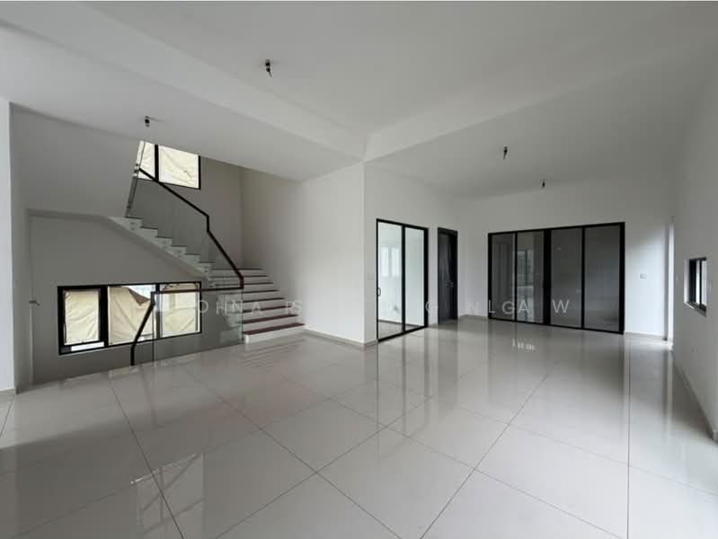 Bungalow House for Sale in Jade Hills (Kajang) - Soon Sheng Law - Living Room - PropertyGuru.com.my
