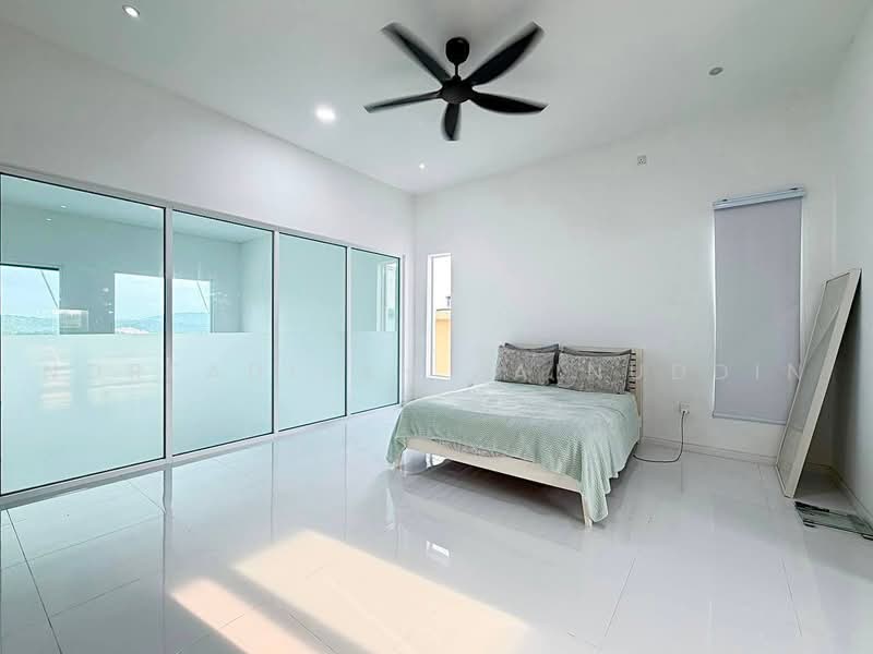 Bungalow House for Sale in Bandar Kajang (Kajang) - NORFADILAH ZAINUDDIN - Bedroom - PropertyGuru.com.my