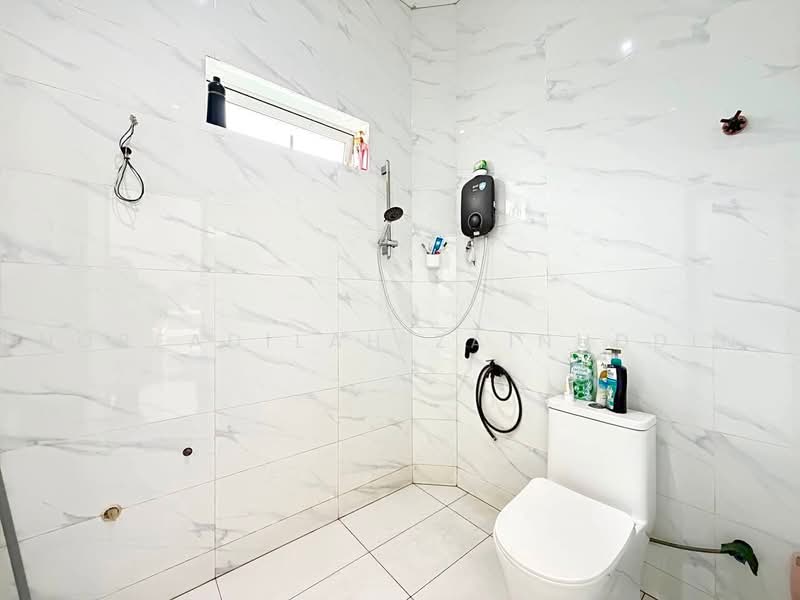 Bungalow House for Sale in Bandar Kajang (Kajang) - NORFADILAH ZAINUDDIN - Bathroom - PropertyGuru.com.my