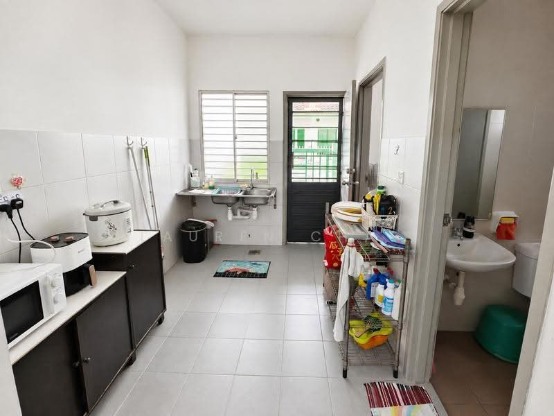 2-storey Terraced House for Sale in Taman Nusa Idaman (Iskandar Puteri (Nusajaya)) - Lauren Chai - Kitchen - PropertyGuru.com.my