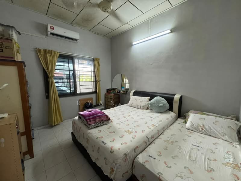 Semi-Detached House for Sale in Taman Syed Mohamed (Alor Setar) - Ryan Ooi - Bedroom - PropertyGuru.com.my