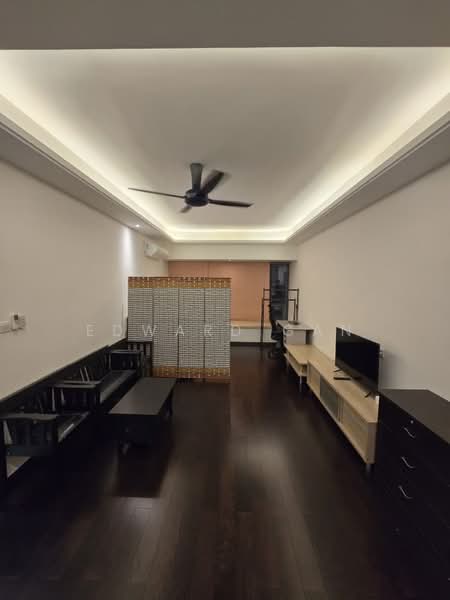 Kediaman Servis untuk Disewa di R&F Princess Cove Phase 1 - Edward Gan - Living Room - PropertyGuru.com.my