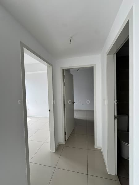 Kediaman Servis untuk Dijual di Est8 - Kayan Choong - Interior - PropertyGuru.com.my
