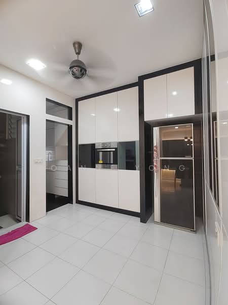 Rumah Teres 2-Tingkat untuk Disewa di Taman Setia Indah (Tebrau) - JOANNE YONG - Kitchen - PropertyGuru.com.my