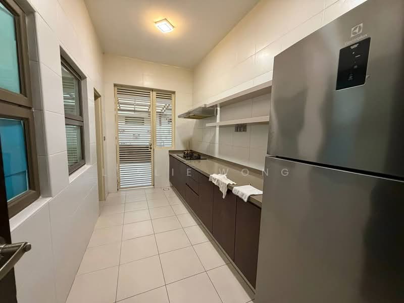 Semi-Detached House for Rent in Iskandar Puteri (Nusajaya) (Johor) - Leslie Wong - Kitchen - PropertyGuru.com.my