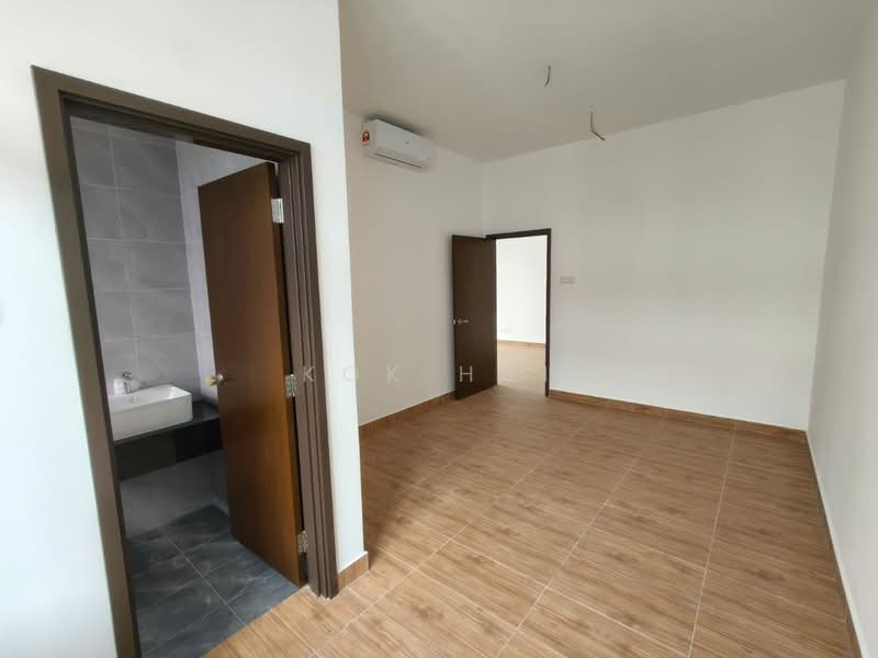 2-storey Terraced House for Sale in Taman Ponderosa (Johor Bahru) - Kok Hui - Bathroom - PropertyGuru.com.my