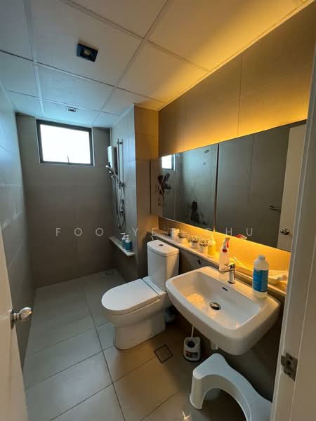Condominium for Rent at The WaterEdge (Pinggiran Air) - Foo Yee Chu - Bathroom - PropertyGuru.com.my