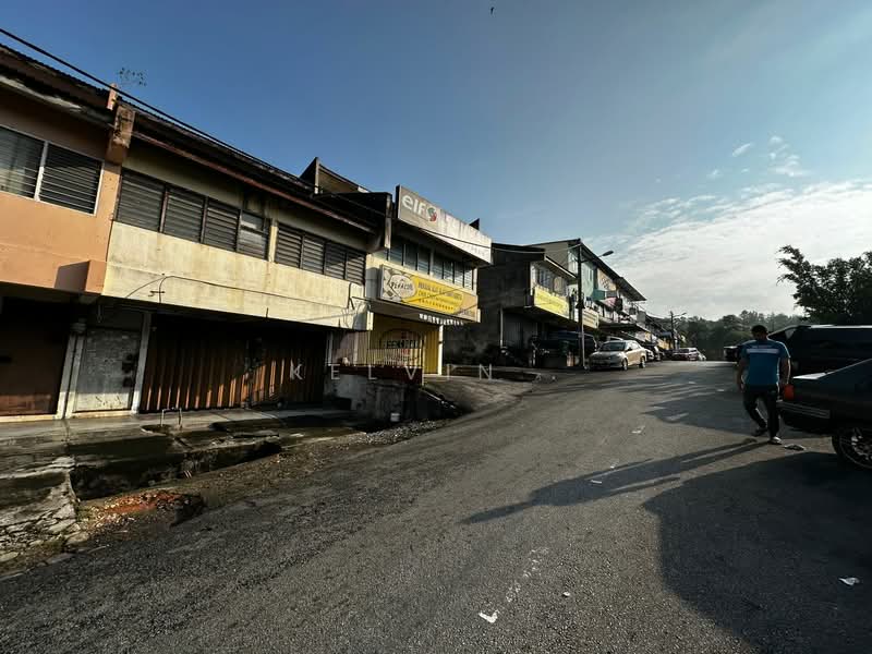 Kedai untuk Dijual di Taman Sri Hijau (Rawang) - Kelvin . - Exterior - PropertyGuru.com.my