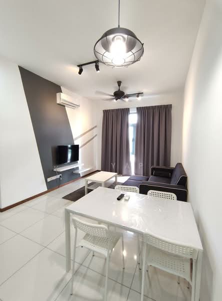 Kediaman Servis untuk Disewa di Crescent Bay Suites (Teluk Bayu) - JH Yap - Living Room - PropertyGuru.com.my