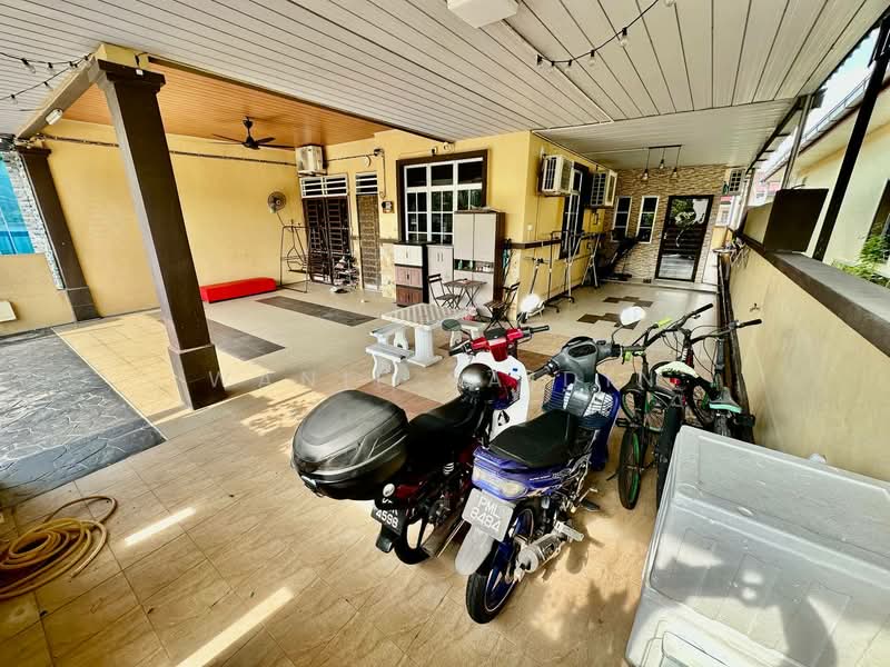 Semi-Detached House for Sale in Parit Puntar (Perak) - Wanie Saidin - PropertyGuru.com.my