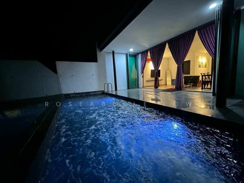 3-storey Terraced House for Sale in Bandar Nusaputra (Puchong) - Roseabelle Low - Living Room - PropertyGuru.com.my